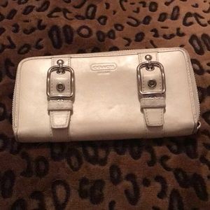 Used Authentic Coach Zip Wallet w/ Silver Hardware